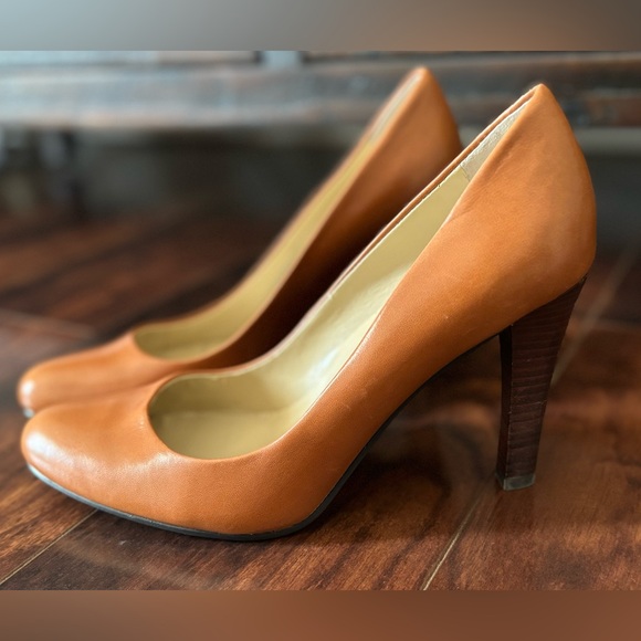 Ralph Lauren Classic Cognac Brown Heels NWOT - Picture 7 of 10